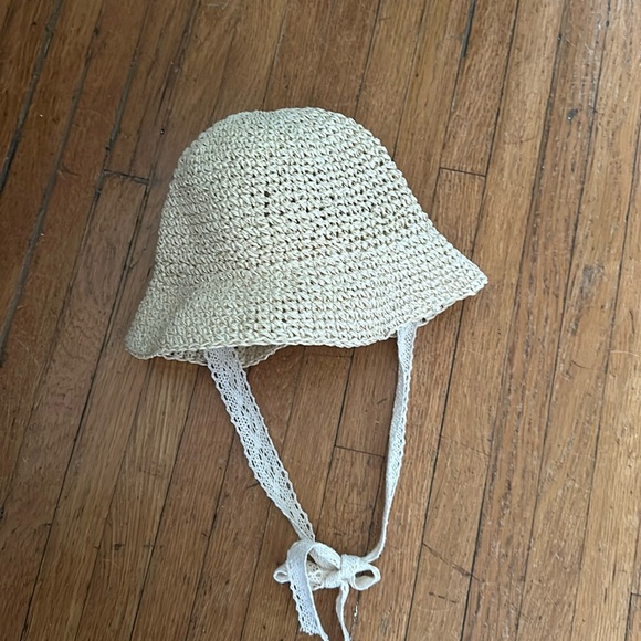 Summer Straw Toddler Hat with lace strap - Picture 1 of 3